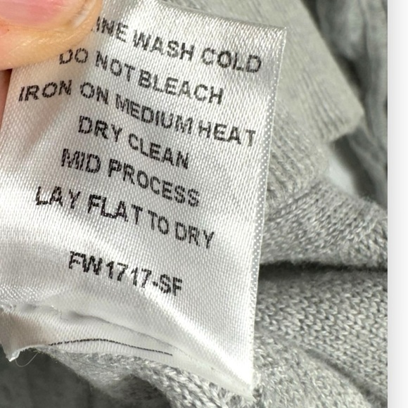 4 for $20 SALE! Harper Lane Stitch Fix Frayed Fringe Rib Sweater, Grey, Size S - Picture 6 of 10